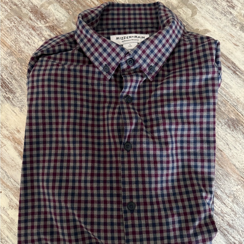 Mizzen+Main Long sleeve dress shirt flannel - grey red blue plaid